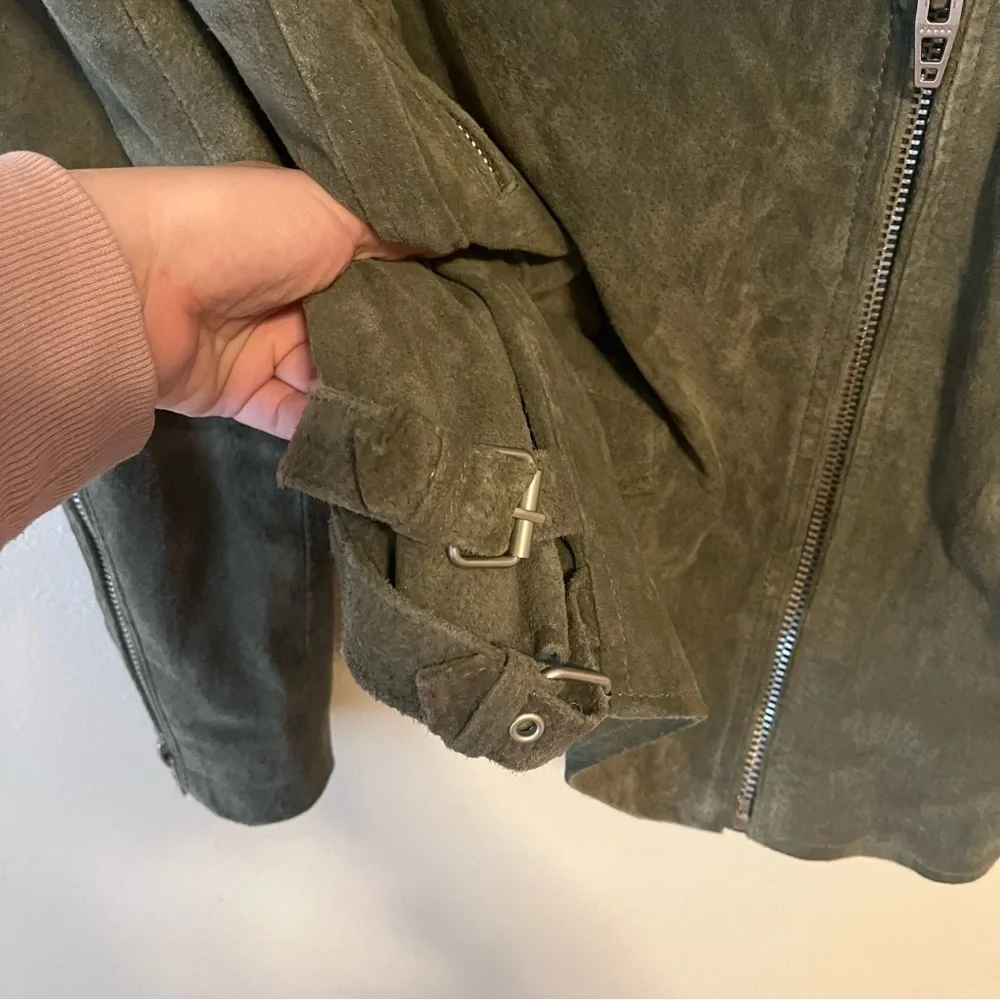 BlankNYC Suede Moto Jacket 🖤✨ *cross-listed* - Picture 6 of 9